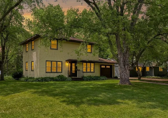 Homes for sale in Saint Cloud, MN | 1625 9th Ave Se, Saint Cloud, MN 56304 | MLS# 7102096