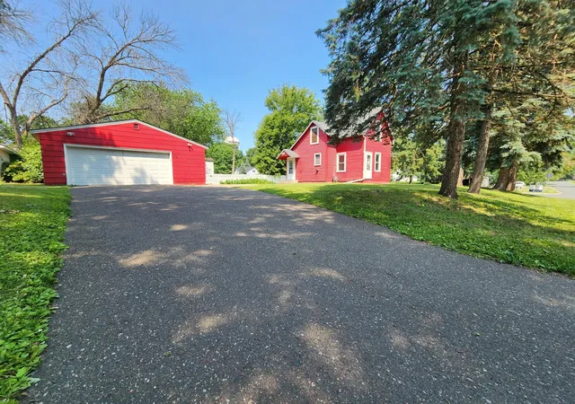 Homes for sale in Forest Lake, MN | 168 5th St Nw, Forest Lake, MN 55025 | MLS# 7102100