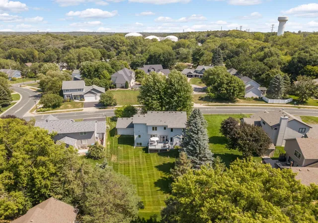 Photo 1 of Single family home for sale at 527 Hackmore Dr, Saint Paul, MN 55123 | MLS# 7102126 | Listing updated on 2026-10-15