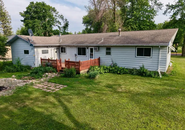 Homes for sale in Mountain Lake, MN | 1519 6Th Ave, Mountain Lake, MN 56159 | MLS# 7102174