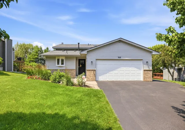 1st image of 6799 Sunnyslope Dr N, Maple Grove, MN 55311 | MLS# 7102195