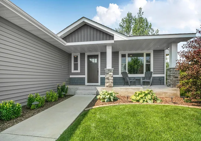 2nd image of 23063 Turquoise St, Saint Augusta, MN 56301 | MLS# 7102214