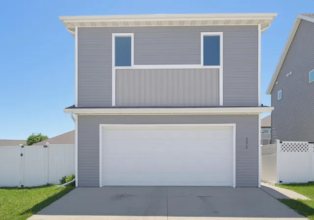 1st image of 5072 43rd Ave S, Fargo, ND 58104 | MLS# 7102223