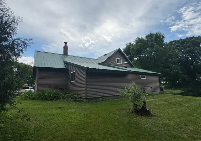 Photo 3 of Single family home for sale at 29588 State Hwy 29, Starbuck, MN 56381 | MLS# 7102240 | Listing updated on 2026-09-19