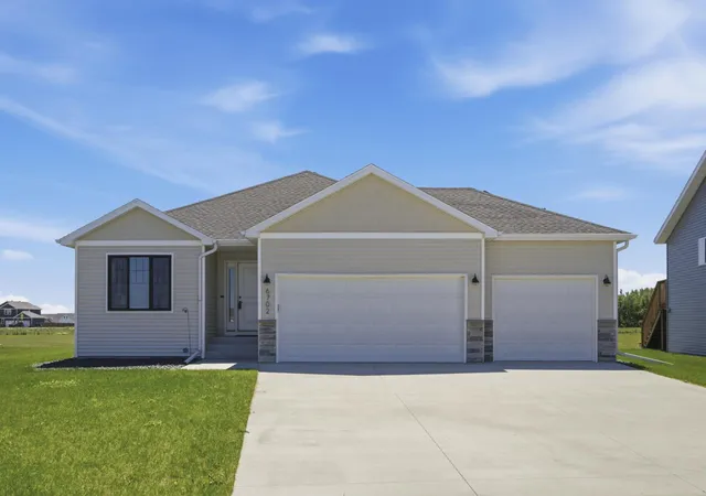 Homes for sale in Horace, ND | 6702 72nd Ave S, Horace, ND 58047 | MLS# 7102241