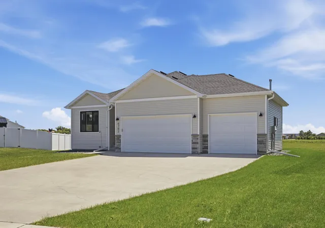 Homes for sale in Horace, ND | 6702 72Nd Ave S, Horace, ND 58047 | MLS# 7102241