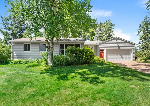 1st image of 1842 11 1/2 St, Cumberland, WI 54829 | MLS# 7102267
