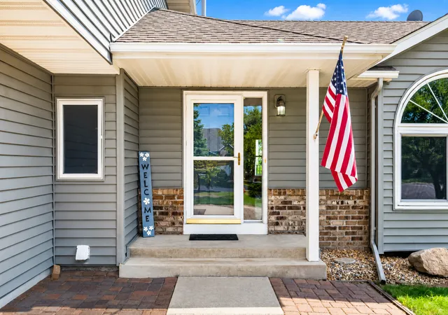 Photo 2 of Single family home for sale at 12628 Dutch Ct, Saint Paul, MN 55124 | MLS# 7102278 | Listing updated on 2026-09-13