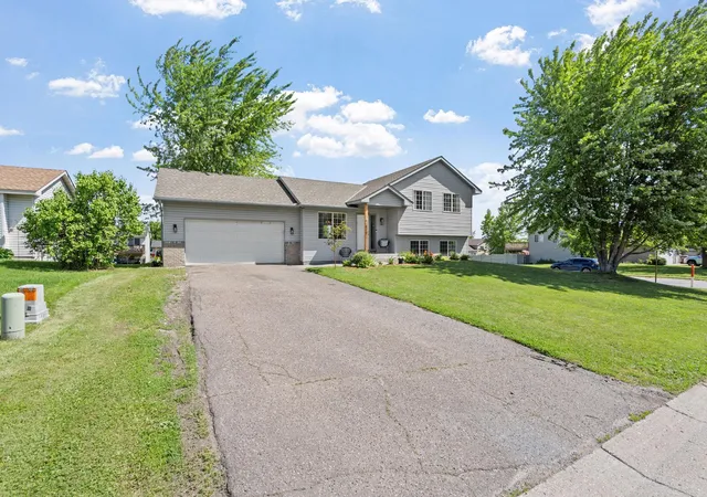 Homes for sale in Buffalo, MN | 615 Buffalo Hills St, Buffalo, MN 55313 | MLS# 7102288