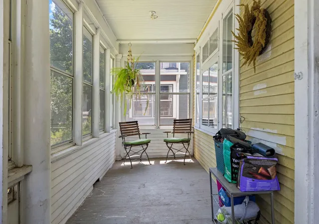 4th image of 553 Manomin Ave, Saint Paul, MN 55107 | MLS# 7102299