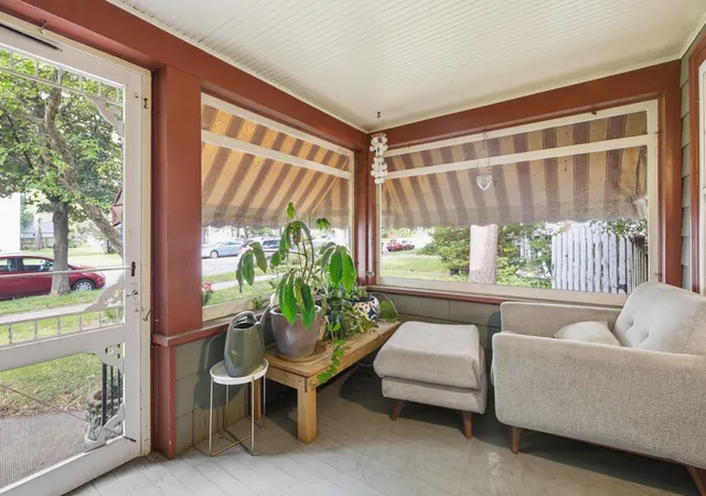 2nd image of 364 W Sanborn St, Winona, MN 55987 | MLS# 7102314