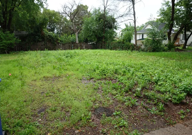 2nd image of 139 Granite St, Saint Paul, MN 55117 | MLS# 7102315