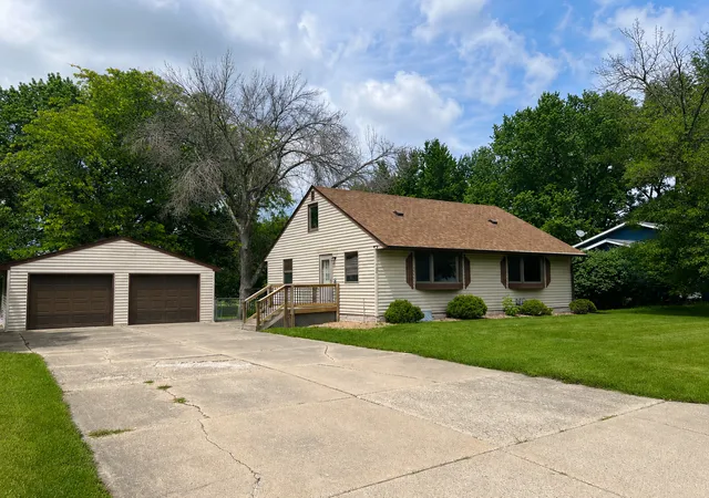 Homes for sale in Owatonna, MN | 720 22nd St Ne, Owatonna, MN 55060 | MLS# 7102319
