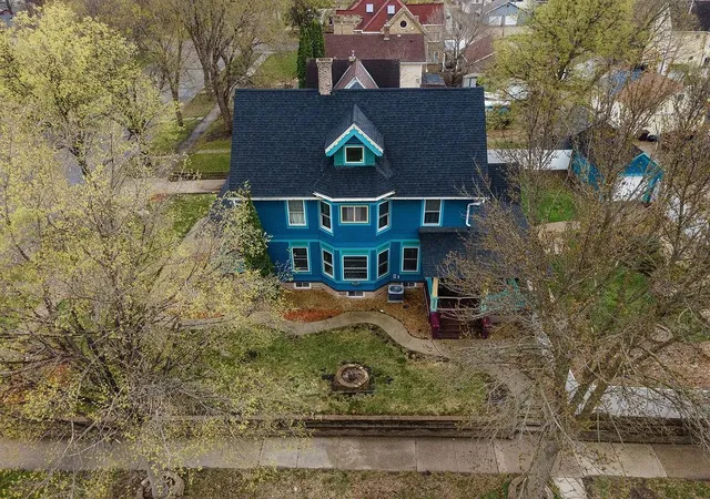 Homes for sale in Montevideo, MN | 121 N 5Th St, Montevideo, MN 56265 | MLS# 7102343