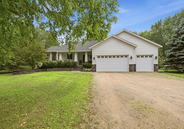 Homes for sale in Prior Lake, MN | 7135 167th St E, Prior Lake, MN 55372 | MLS# 7102359