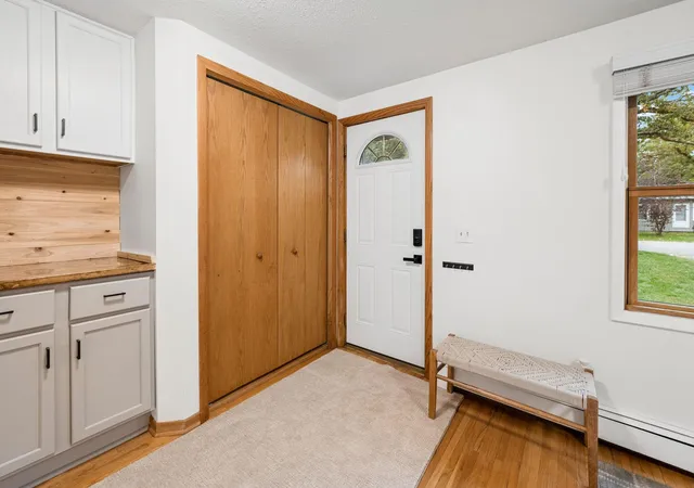 Photo 3 of Single family home for sale at 851 Lake St N, Big Lake, MN 55309 | MLS# 7102409 | Listing updated on 2026-10-02