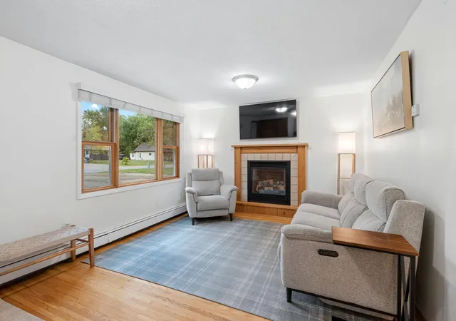 Photo 4 of Single family home for sale at 851 Lake St N, Big Lake, MN 55309 | MLS# 7102409 | Listing updated on 2026-10-02