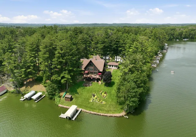 4th image of 2398 9Th Ave, Chetek, WI 54728 | MLS# 7102413