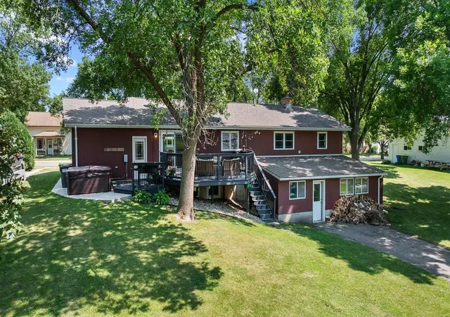 Homes for sale in Minneota, MN | 409 N Monroe St, Minneota, MN 56264 | MLS# 7102441