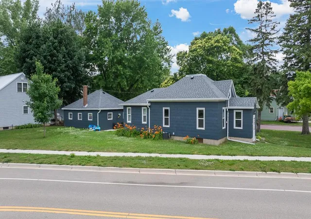 Homes for sale in Tracy, MN | 37 Rowland St, Tracy, MN 56175 | MLS# 7102450