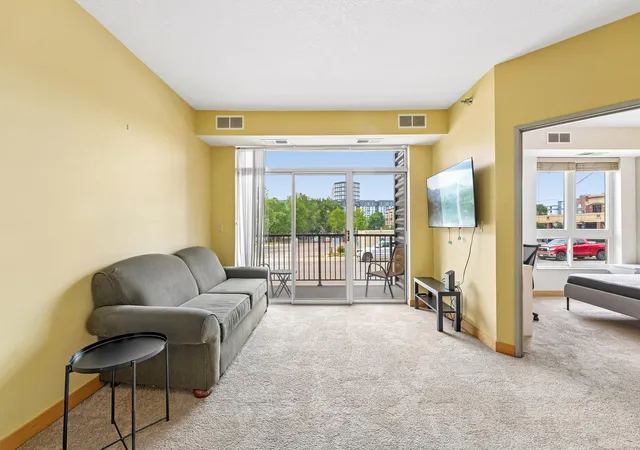 Photo 3 of Condo for sale at 2600 University Ave Se #109, Minneapolis, MN 55414 | MLS# 7102470 | Listing updated on 2026-10-27