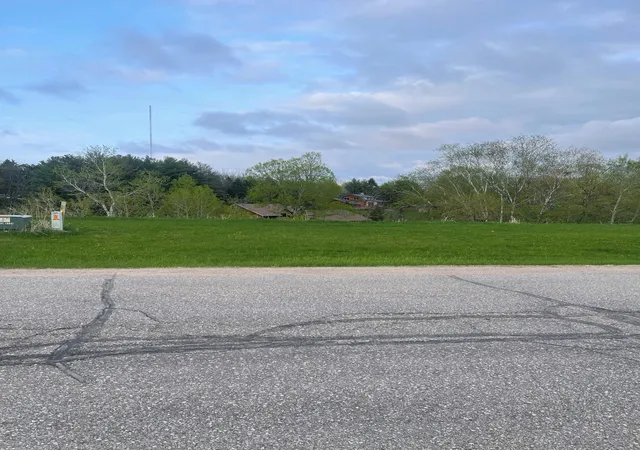 1st image of 58 Buck Ridge Dr, Winona, MN 55987 | MLS# 7102474