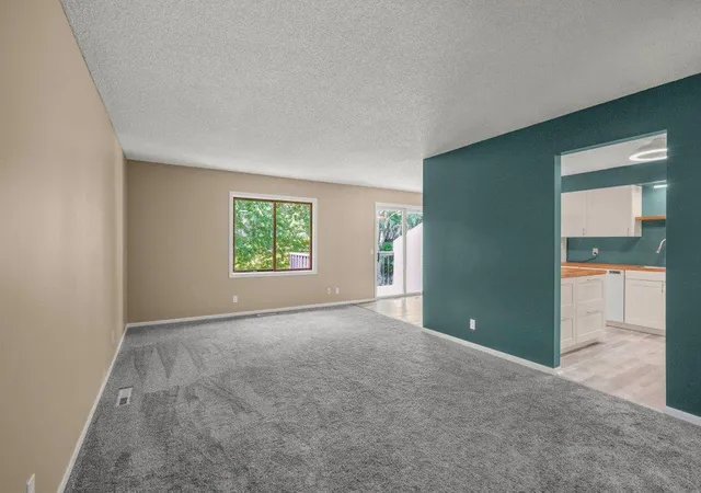 Homes for sale in West Saint Paul, MN | 5 Crusader Ave E #C, West Saint Paul, MN 55118 | MLS# 7102511