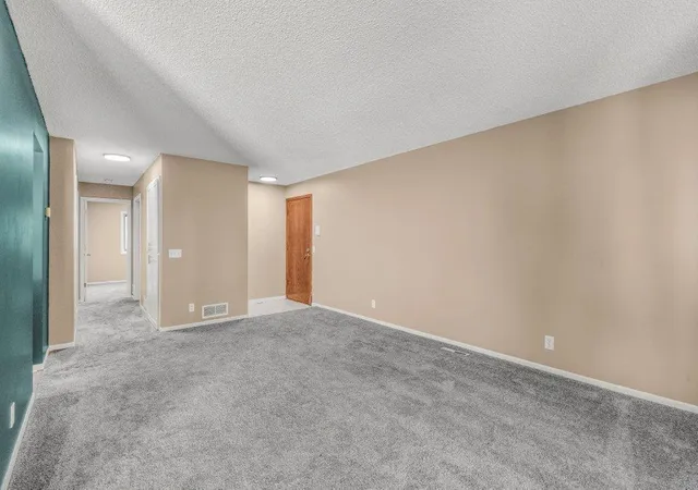 Homes for sale in West Saint Paul, MN | 5 Crusader Ave E #C, West Saint Paul, MN 55118 | MLS# 7102511