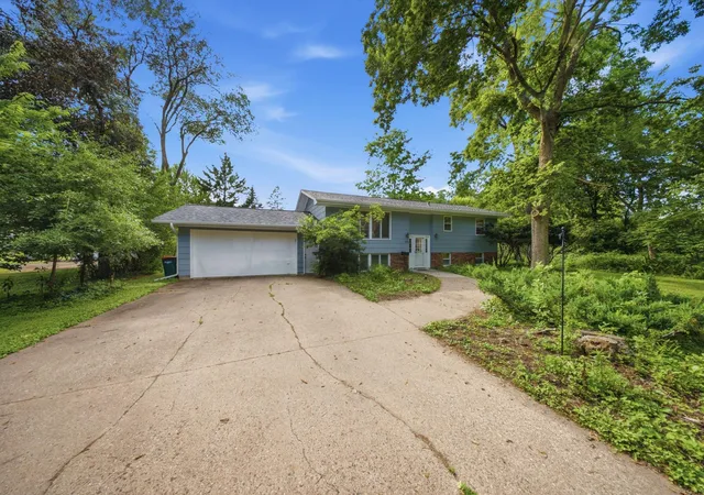 2nd image of 709 N Fremont St, River Falls, WI 54022 | MLS# 7102515