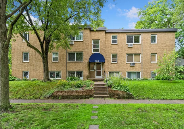 15th image of 656 Ashland Ave #7, Saint Paul, MN 55104 | MLS# 7102535