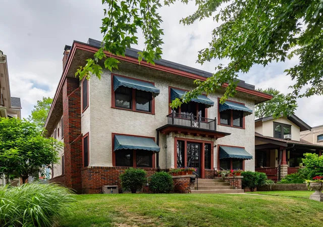 Photo 2 of Sale Pending at 830 Lincoln Ave, Saint Paul, MN 55105 | MLS# 7102538 | Listing updated on 2026-09-12