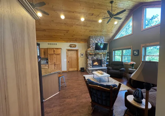 Photo 4 of Single family home for sale at 9542 Power Dam Rd NE, Bemidji, MN 56601 | MLS# 7102584 | Listing updated on 2026-08-27