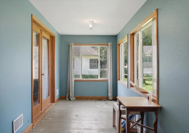 Homes for sale in Elmwood, WI | 130 N Woodworth St, Elmwood, WI 54740 | MLS# 7102608