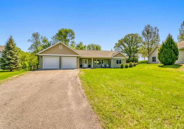 Homes for sale in Detroit Lakes, MN | 1190 Bay Ridge Dr, Detroit Lakes, MN 56501 | MLS# 7102624