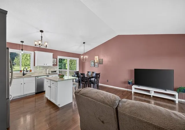 Photo 3 of Single family home for sale at 600 4th Street NE, Byron, MN 55920 | MLS# 7102635 | Listing updated on 2026-09-22