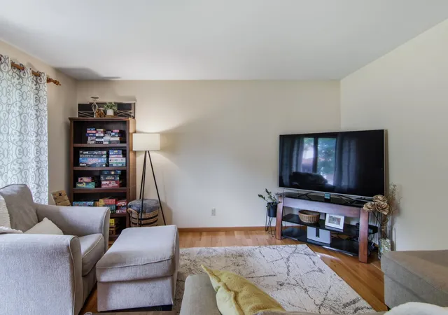 Homes for sale in Eau Claire, WI | 2231 Frank St, Eau Claire, WI 54703 | MLS# 7102654