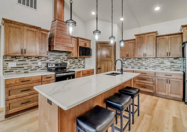 3rd image of 215 Emma Ct, Mapleton, ND 58059 | MLS# 7102655
