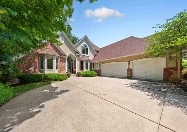 4th image of 704 Legacy Ct, Faribault, MN 55021 | MLS# 7102682