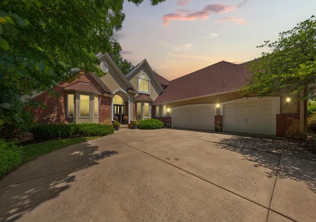 5th image of 704 Legacy Ct, Faribault, MN 55021 | MLS# 7102682