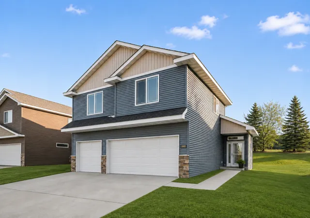 Photo 1 of Single family home for sale at 1910 Buffalo Run Rd, Buffalo, MN 55313 | MLS# 7102687 | Listing updated on 2026-09-04