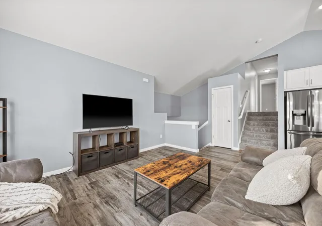 3rd image of 1910 Buffalo Run Rd, Buffalo, MN 55313 | MLS# 7102687