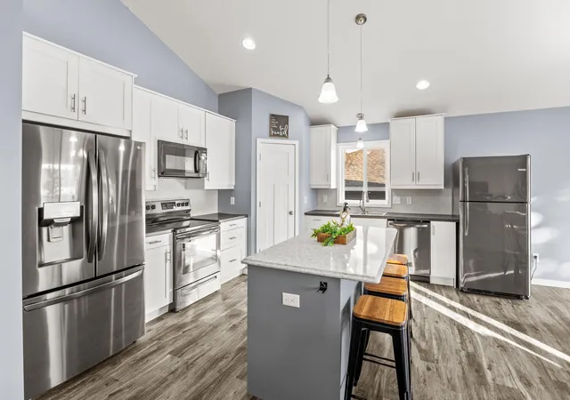 4th image of 1910 Buffalo Run Rd, Buffalo, MN 55313 | MLS# 7102687