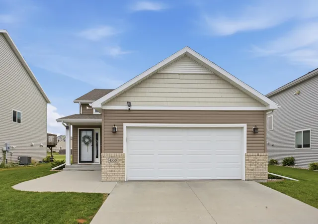 Homes for sale in Moorhead, MN | 4558 13th St S, Moorhead, MN 56560 | MLS# 7102690