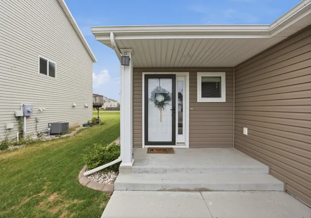 Homes for sale in Moorhead, MN | 4558 13Th St S, Moorhead, MN 56560 | MLS# 7102690