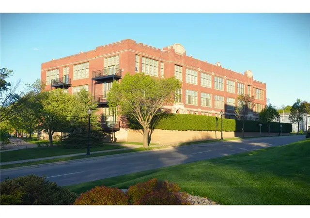 1st image of 523 East Ave #102, Red Wing, MN 55066 | MLS# 7102700