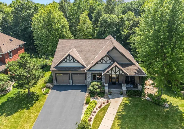 Photo 3 of Sale Pending at 11334 Parkside Trl, Maple Grove, MN 55369 | MLS# 7102715 | Listing updated on 2026-09-01