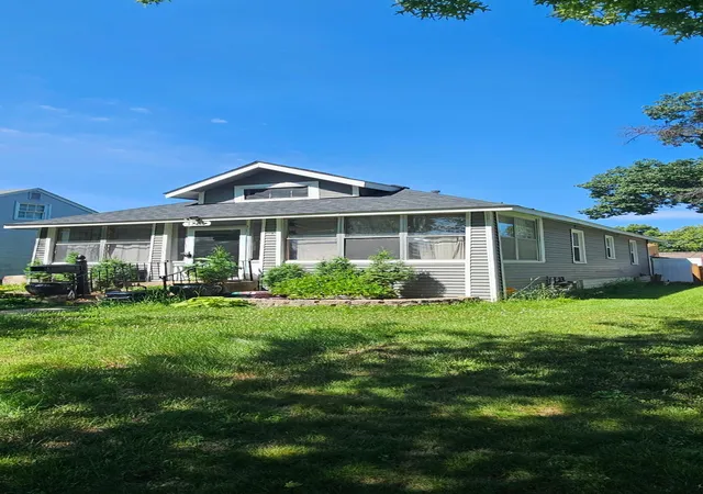 3rd image of 3739 Washburn Ave N, Minneapolis, MN 55412 | MLS# 7102725