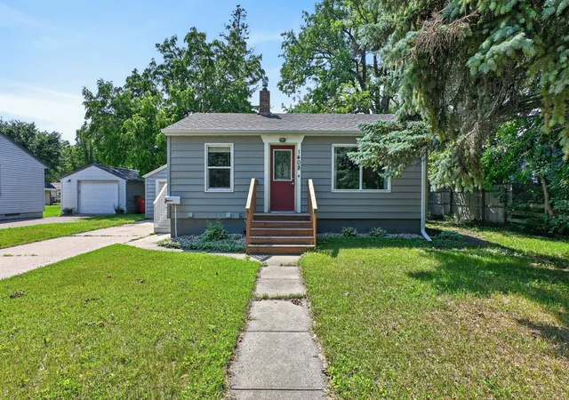 Homes for sale in Alexandria, MN | 1408 Elm St, Alexandria, MN 56308 | MLS# 7102738