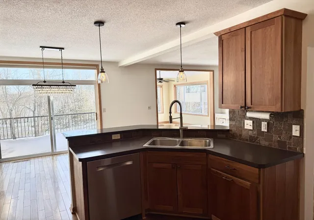 5th image of 2526 Waterfall Wy Nw, Prior Lake, MN 55372 | MLS# 7102739