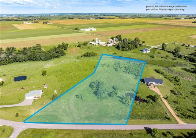 Homes for sale in New Richmond, WI | 2382 108th St, New Richmond, WI 54017 | MLS# 7102748